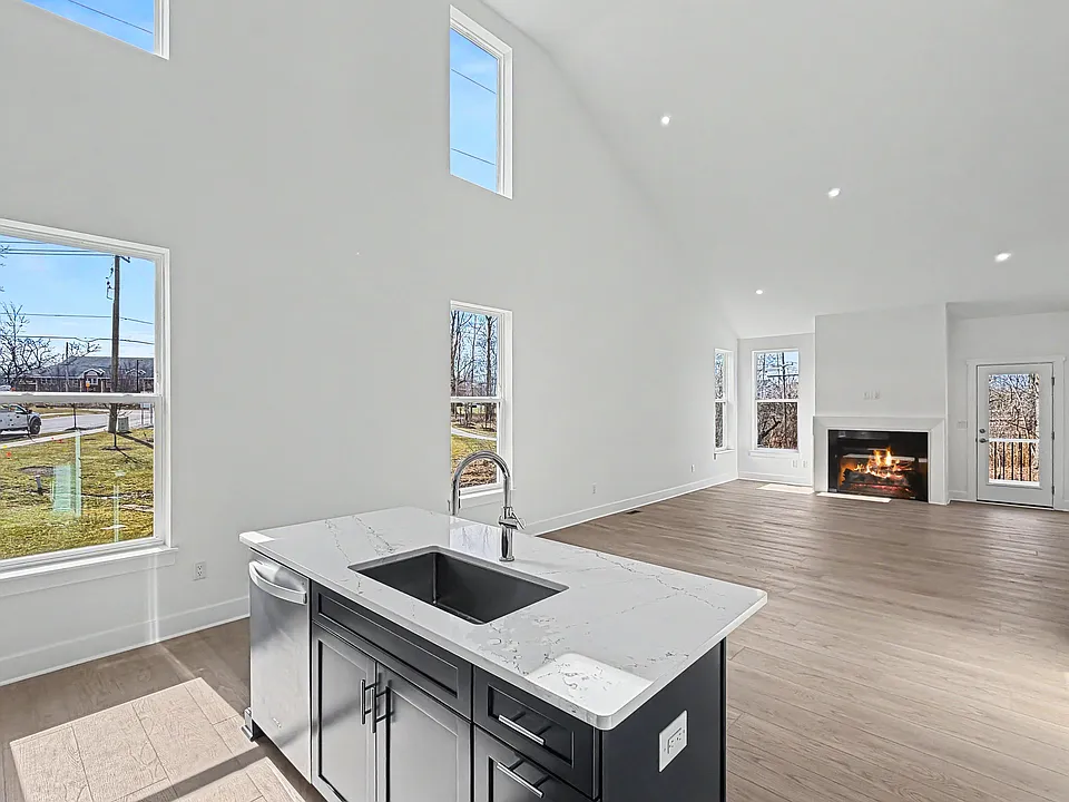 5374 Trail Vista Dr