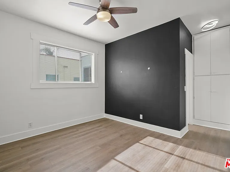 1821 N Grace Ave — Photo 13