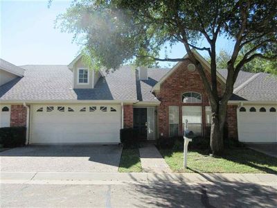 305 Village Cir, Waco, TX, 76710
