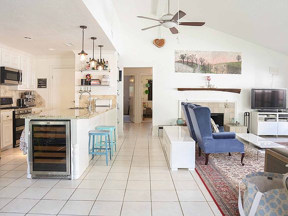 Open Kitchen, Dining & Living Area w/ Big Windows & Light!