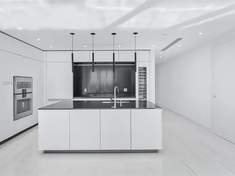 300 Biscayne Boulevard Way #1802 — Photo 11