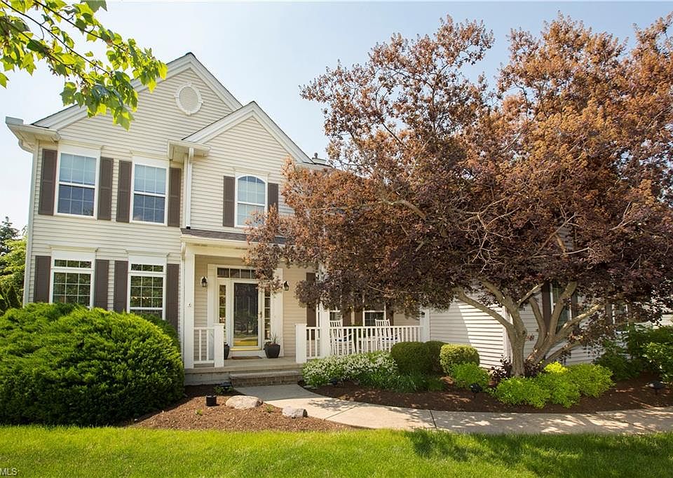 1st image of 31730 Leeward Ct
