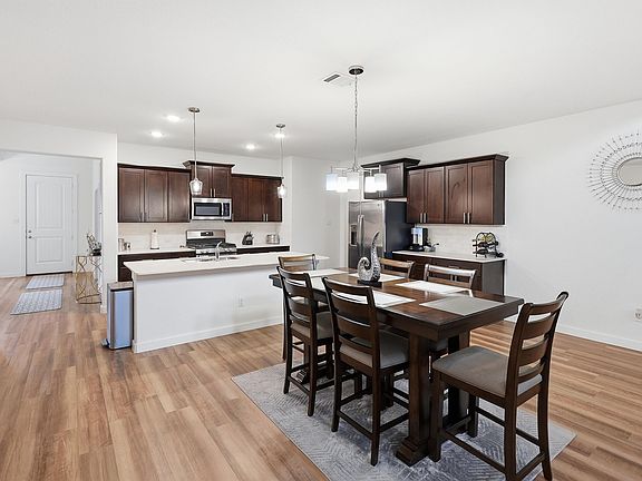 4th image of 2025 Eagle Blvd