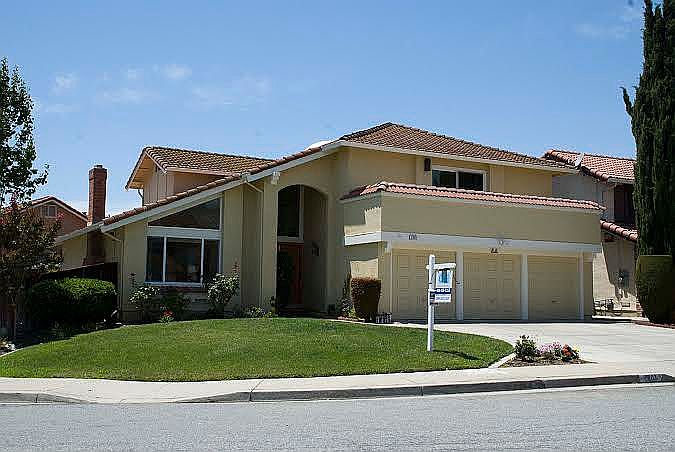 1st image of 2803 Glauser Dr