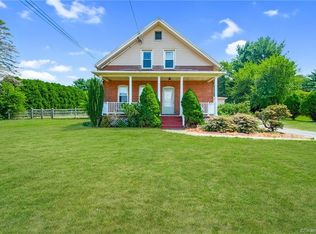 105 High St, Portland, CT 06480