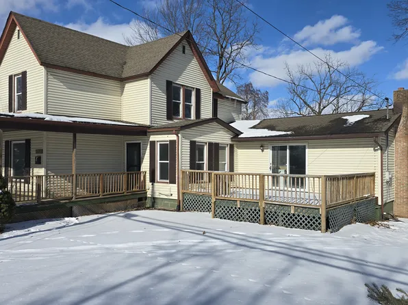 127 E Siena Heights Dr, Adrian, MI 49221