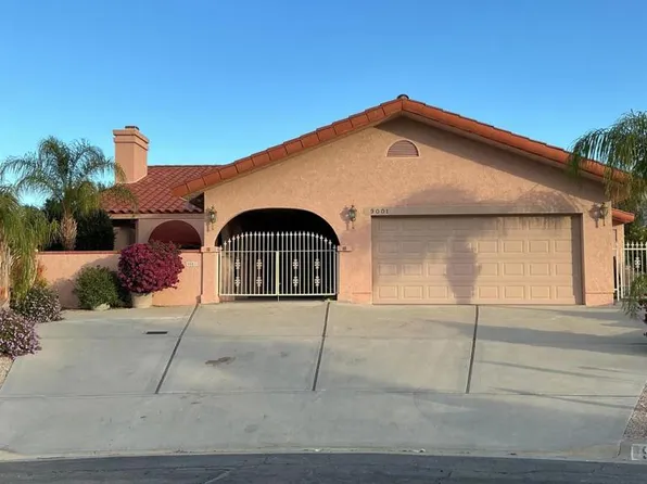 9001 De Vicenzo Ct, Desert Hot Springs, CA 92240