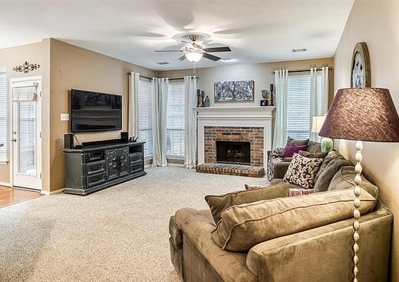 4th image of 2739 Creek Crossing Dr