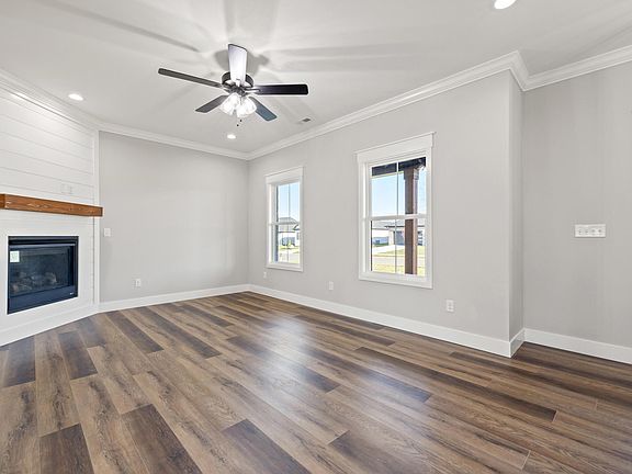 5th image of 407 Morgan Leigh Ln