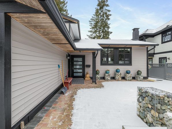 7863 Suncrest Dr, Surrey, BC V3W 6A8