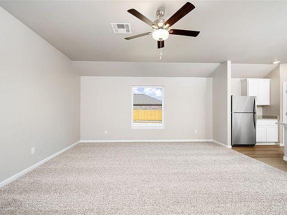 4th image of 721 Luna Way