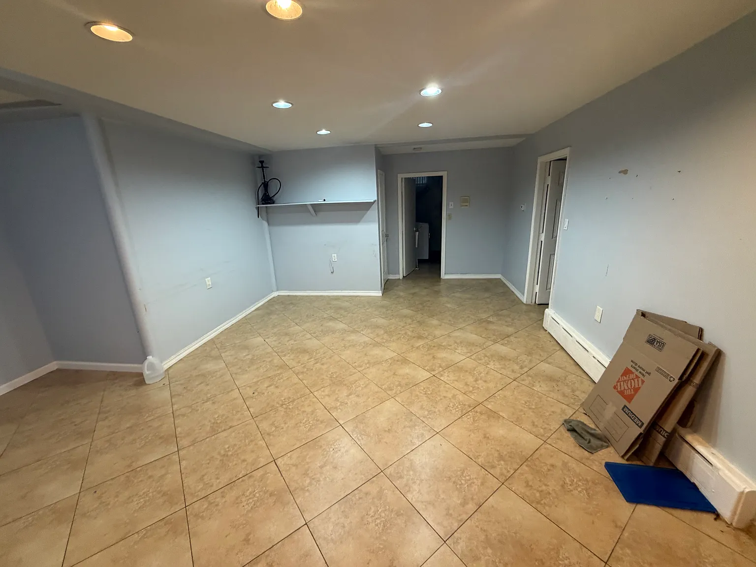 1 bed, 3200 sqft, $1,800 — Photo 3