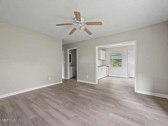 3rd image of 1141 LAKE SHORE Boulevard
