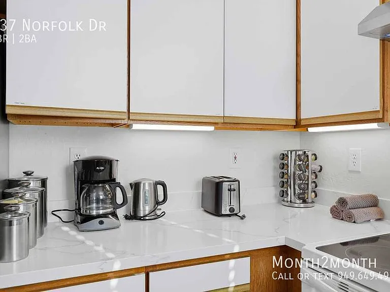 437 Norfolk Dr — Photo 35