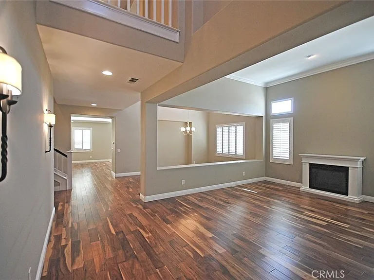 28406 Falcon Crest Dr — Photo 6