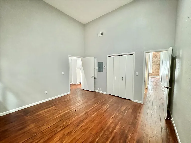 2309 Strand St #2D — Photo 6