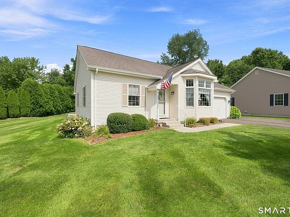 3rd image of 20 Hillside Farms Drive #20