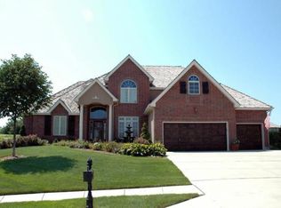 10402 N Helena Ct, Kansas City, MO 64154