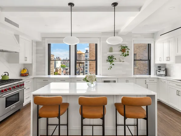 440 West End Avenue image 1 of 16