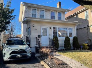 221 Park Pl, Irvington, NJ 07111