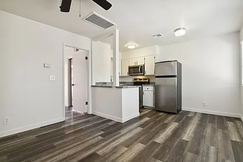 2209-2211 S Granada Dr #2209-C Photo 1 2209-2211 S Granada Dr #2209-C Photo 1