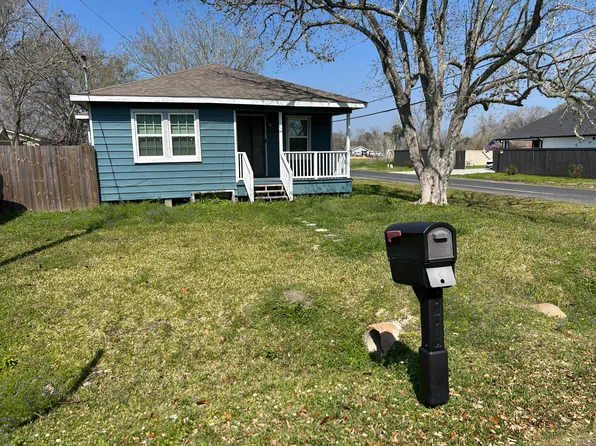 6202 Linton Ln, Texas City, TX 77591