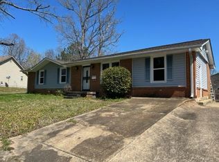 216 Sweetbay Dr, Jackson, TN 38301