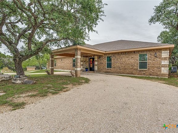 2nd image of 770 Lone Oak Rd