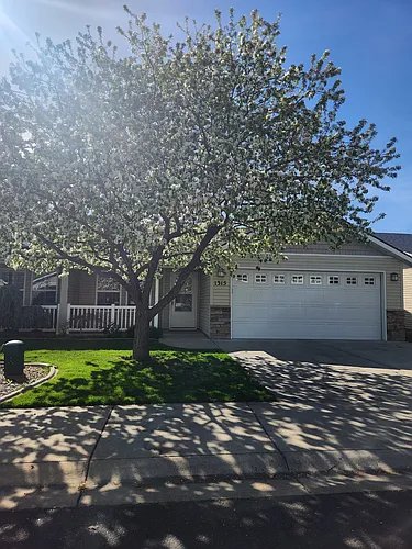 1315 N Alvey Ln Photo 1