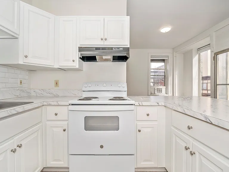 201 S Market St #1C — Photo 18