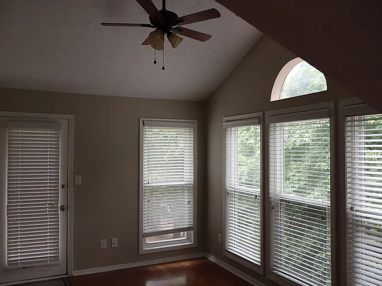 4207 Canyon Point Cir — Photo 9