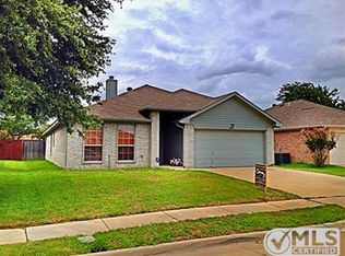 1928 Winding Ridge Trl, Grand Prairie, TX 75052
