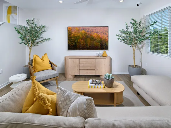 Plan 1 Plan, Weston at Eastvale Square