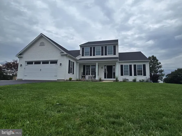 500 Sweetwater Dr, Palmyra, PA 17078