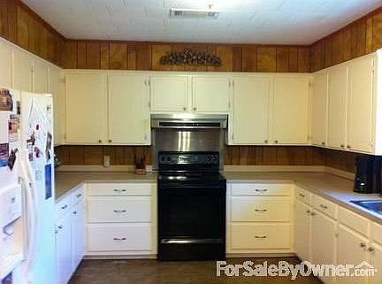 4th image of 202 Orange Dr