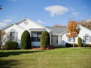 2235 Pheasant Ave NW, Grand Rapids, MI