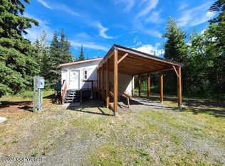 33892 N Glenn Hwy, Chickaloon, AK 99674