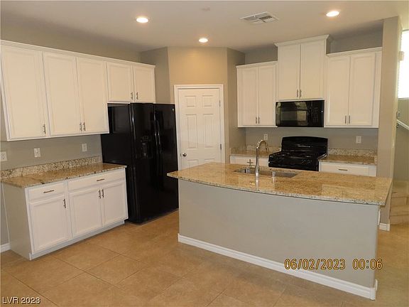 2nd image of 864 Lotus Falls St