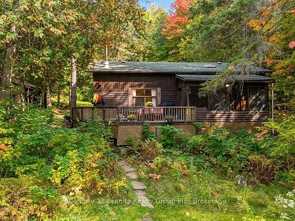 3rd image of 26 Riverside Ct