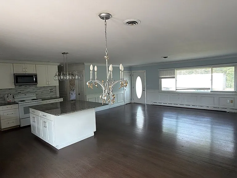 545 Cassville Rd — Photo 14