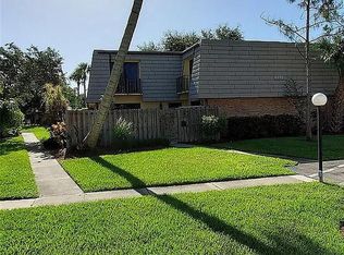 4033 Sandlewood Ln APT 3, Fort Myers, FL 33907