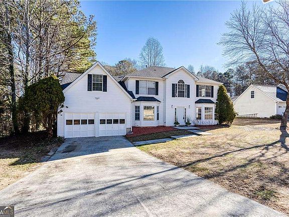 3rd image of 2727 Crestworth Ln