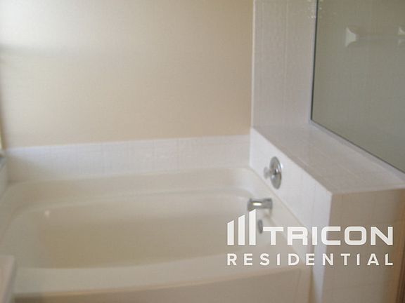 4th image of 3135 Atwater Dr