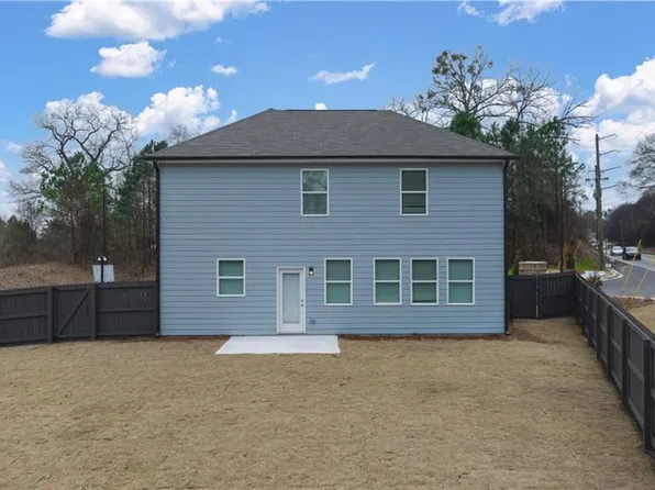 690 River Gardens Dr SE, Atlanta, GA 30354