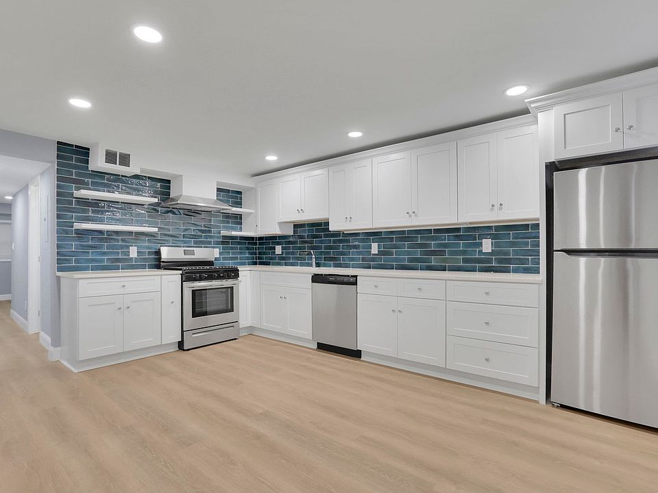 1st image of 40 Candlelight Ln SW #B