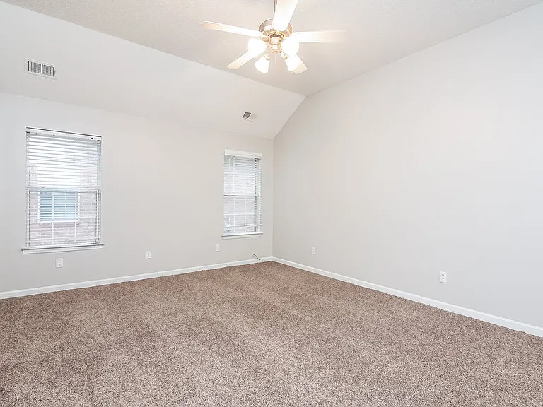 7076 Maple Grove Rd — Photo 7