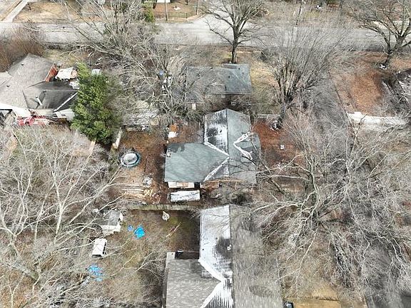 4th image of 6362 Thornfield Dr