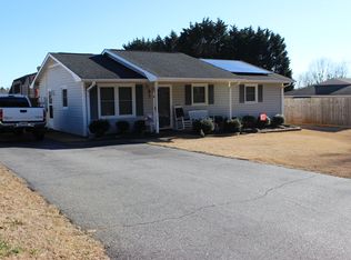 234 Wingo Rd, Wellford, SC 29385
