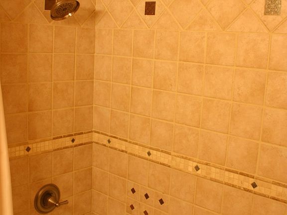 Bathroom_1_Shower_Bath