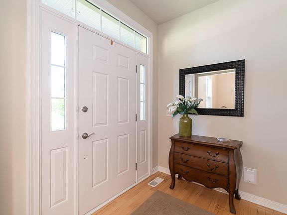 3rd image of 4759 Mistwood Ave